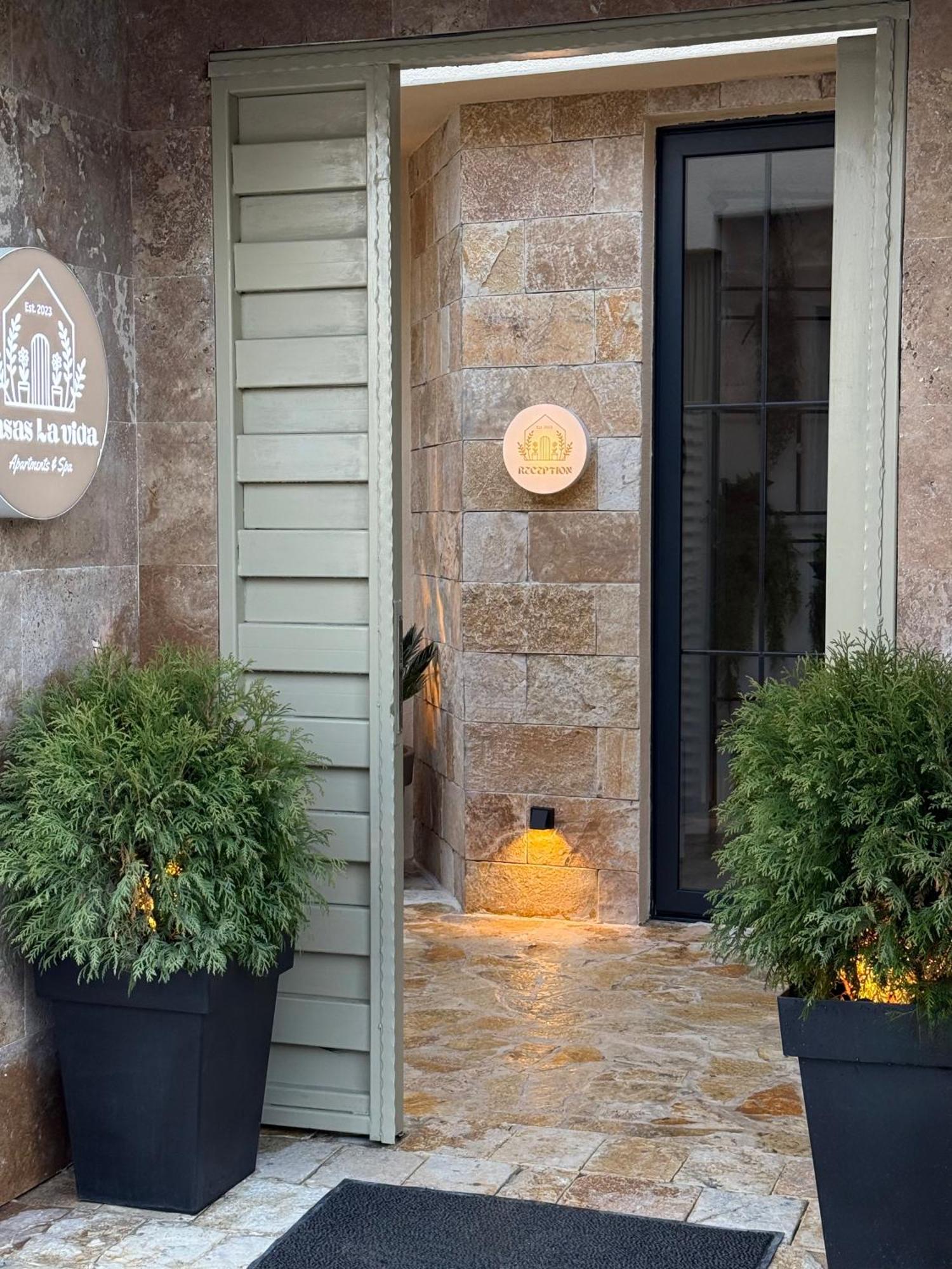 La Vida Apartments Bar Kültér fotó